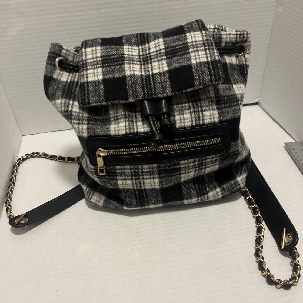 Forever 21 Black Plaid Bucket Mini Backpack Purse